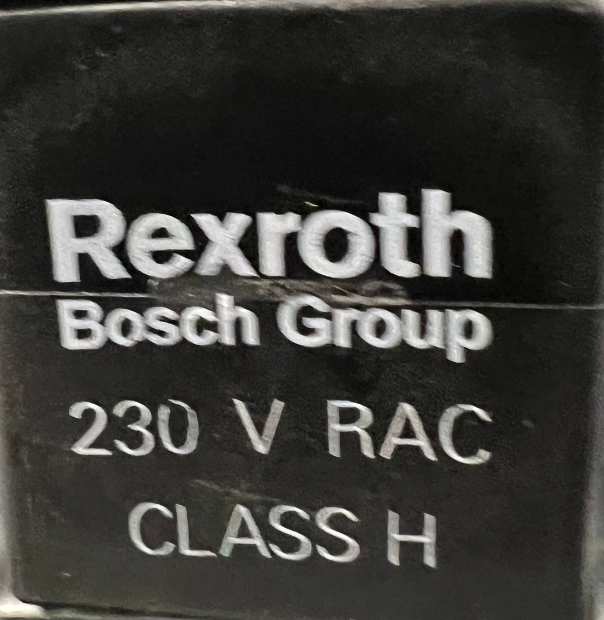 R934